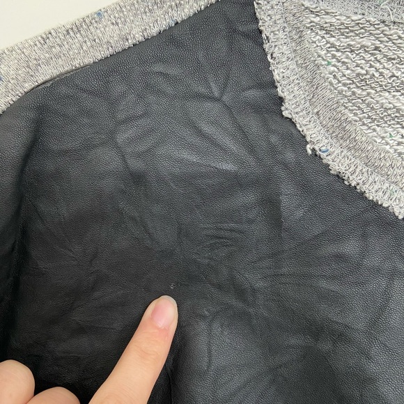 Democracy women’s faux leather knit pocket long fall winter sleeve top medium - Picture 7 of 8